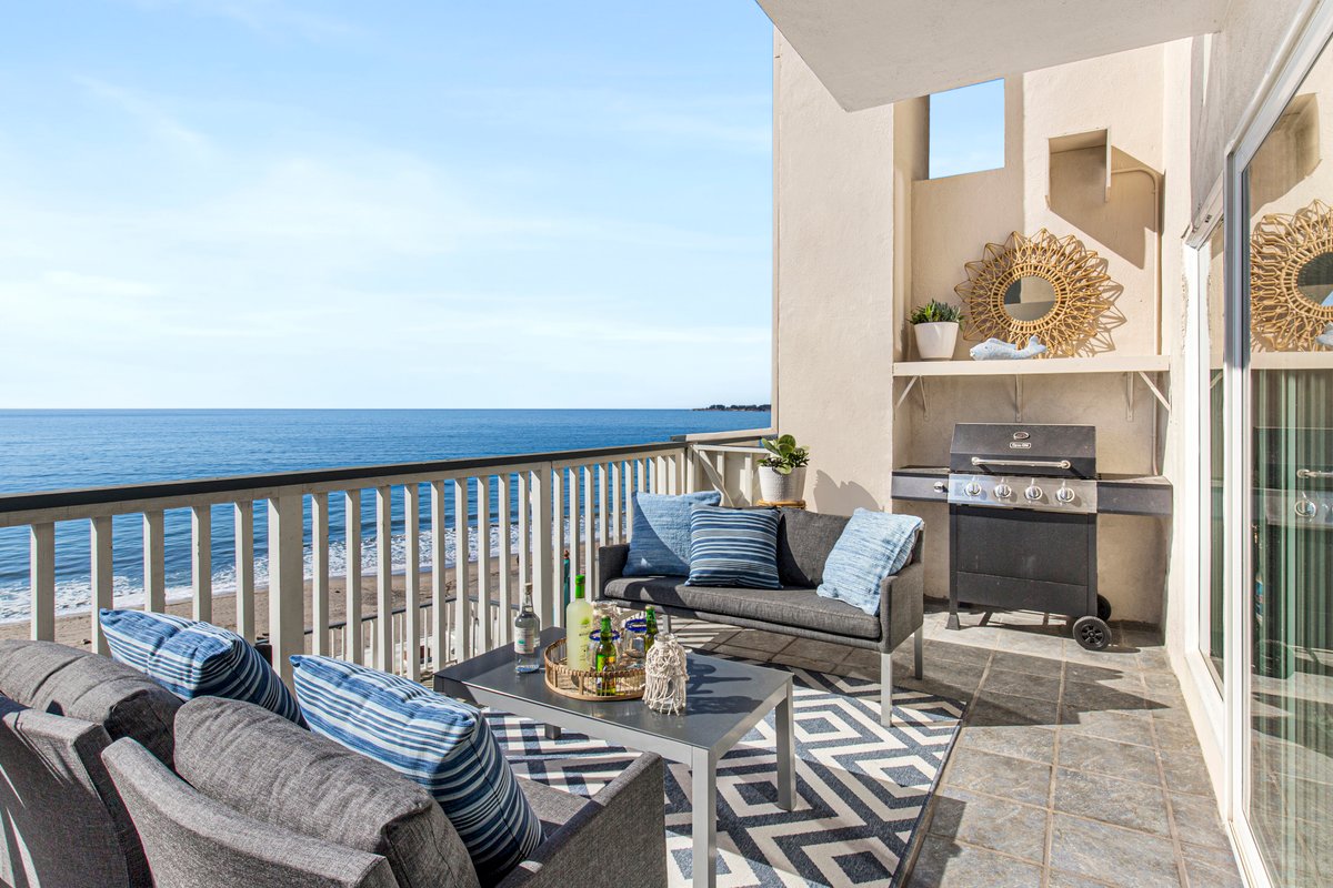 🍀Escape – Brand New Modern Chic Coastal Retreat🍀