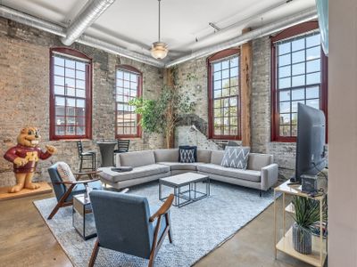5BR Dinkytown Loft by UMN & Downtown Minneapolis