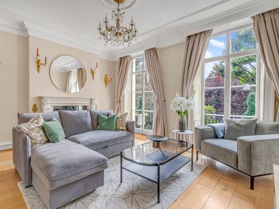 Elegant 5Bed House next to Harrods Knightsbridge