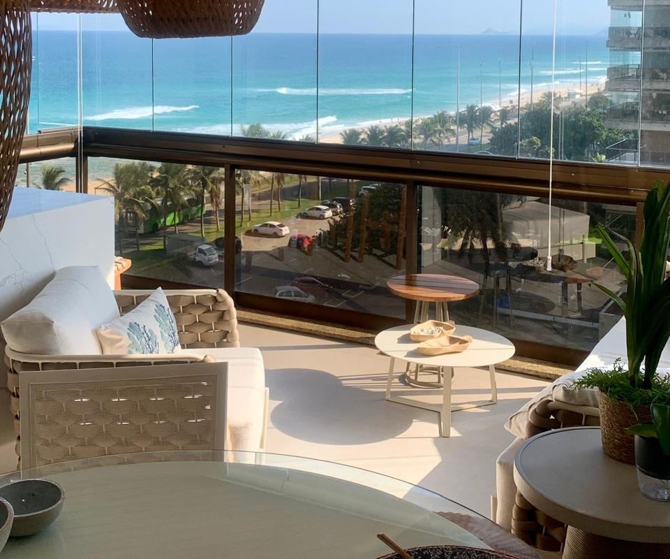 Incrível Ap vista p/o mar! Melhor lugar da Barra!