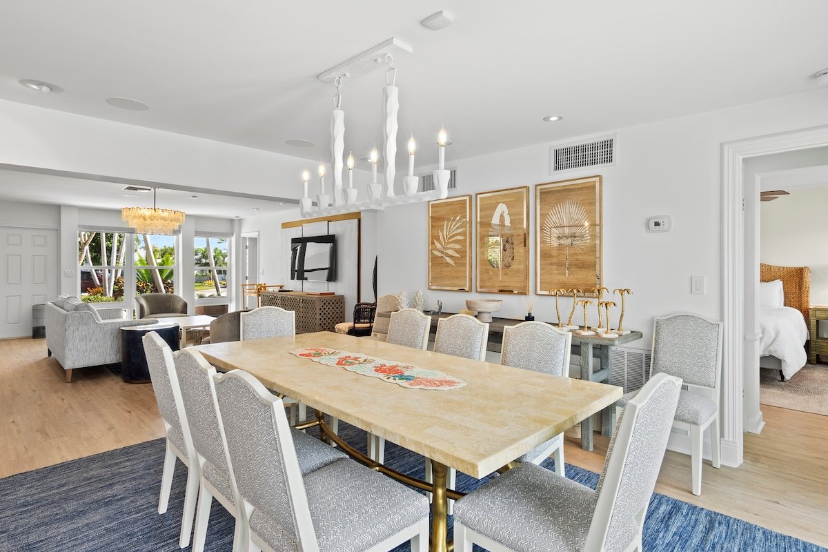 1.5 mi to the Beach/Heated Pool & 2 Paddleboards! gallery image 5