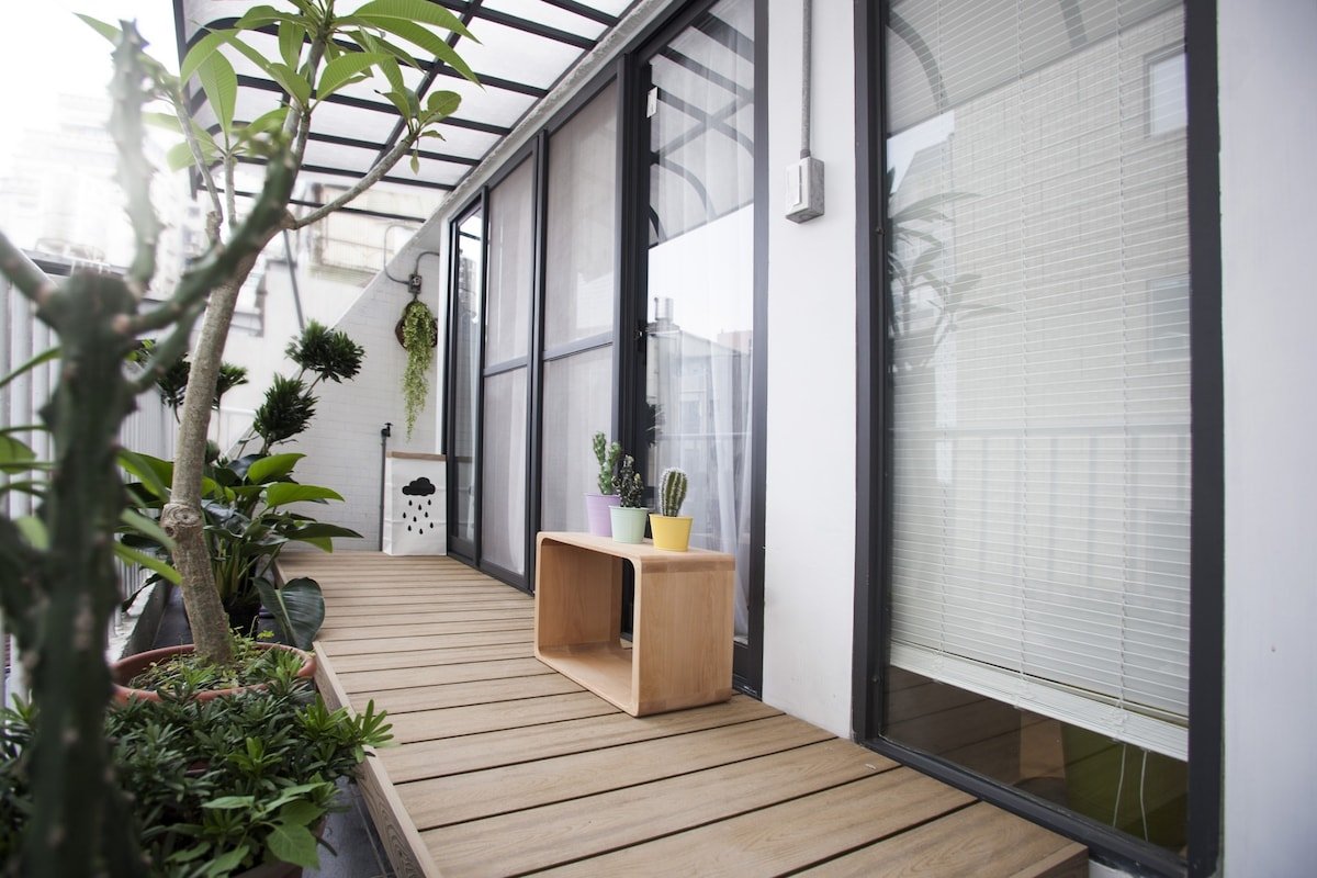 2~4-西門町Metro-三層風格公寓 (6-17 persons)-專屬戶外雙露臺 gallery image 2