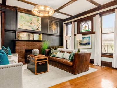 Large Private Yard | Hot Tub | Chefs Kitchen!