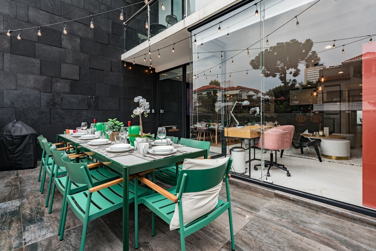 Stylish Polanco Duo Steps from Lincoln Park gallery image 2