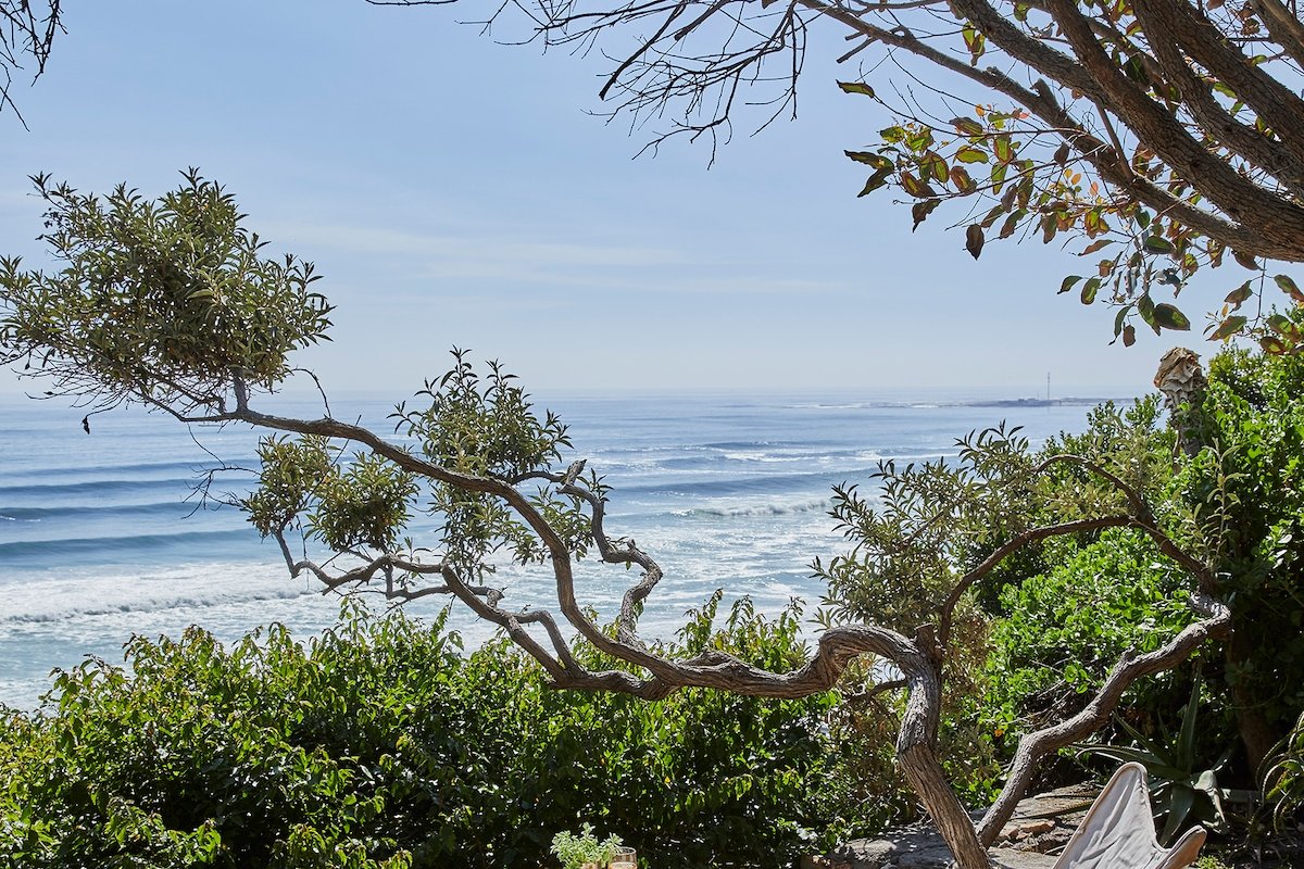 Seaside Mountain Retreat in Misty Cliffs w/ Sauna gallery image 4