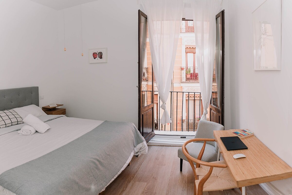Great three-bedroom in Malasaña gallery image 3