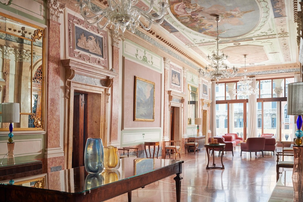 The White Palazzo Grand Canal gallery image 2