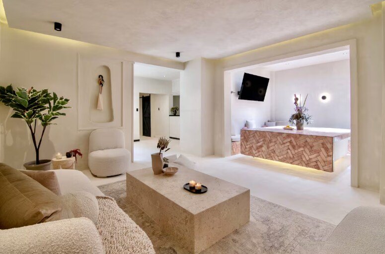 Condesa Rooftop Villa ·9BR· Stylish Designer Stay gallery image 4