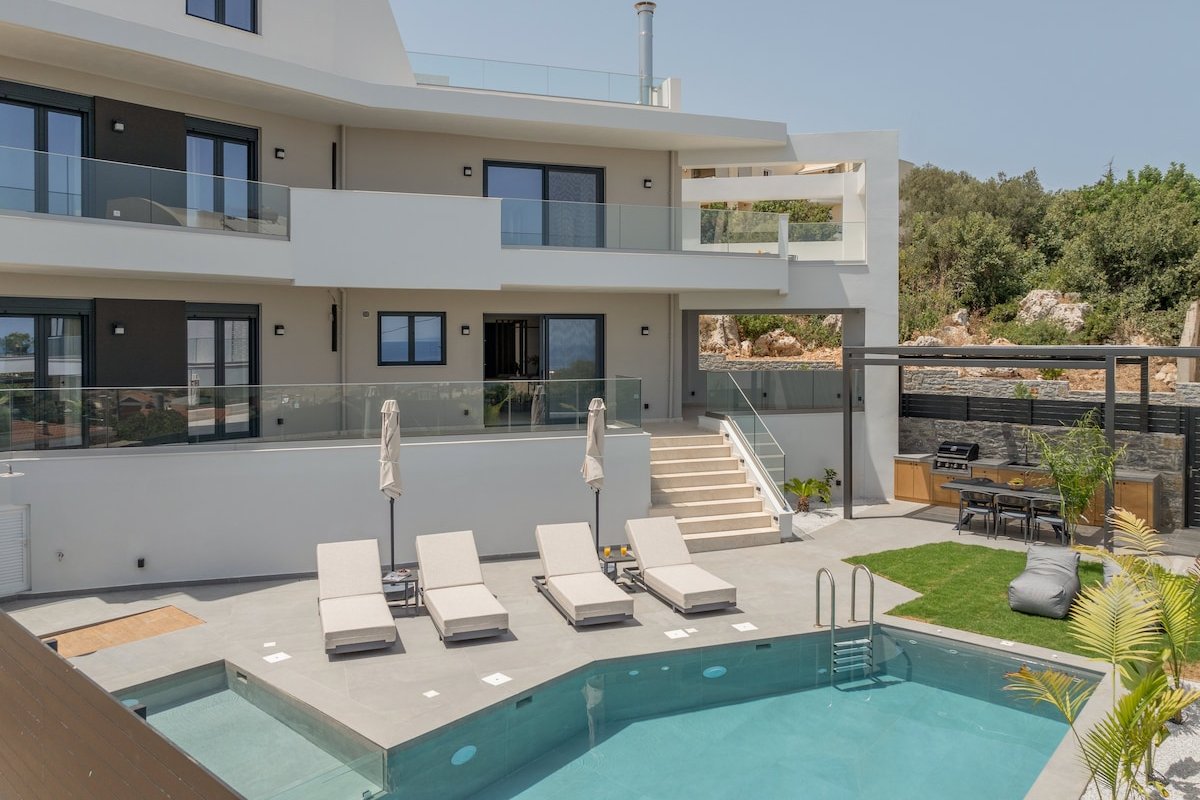 Anama Villa II, with Pool & Views to Rethymno gallery image 2