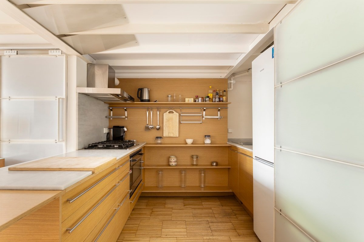 Sagrada Familia Design with private terrace gallery image 5