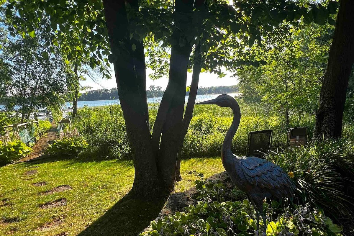 Bone Lake Escape gallery image 5