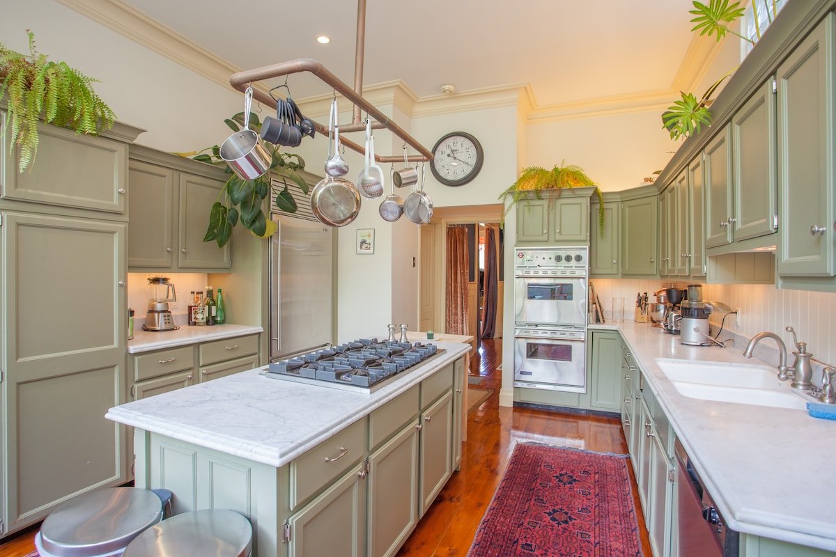 Home in the Castro gallery image 3