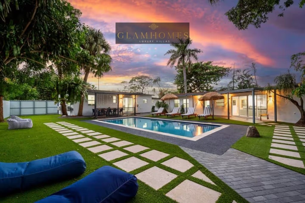 Resort Villa | Modern Pool | Outdoor Dining | Tann gallery image 2