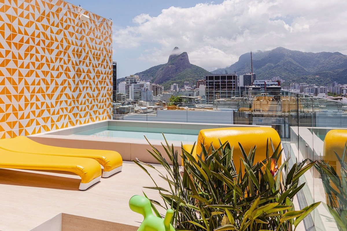 Rio022 – Luxury penthouse with pool and views in I gallery image 2