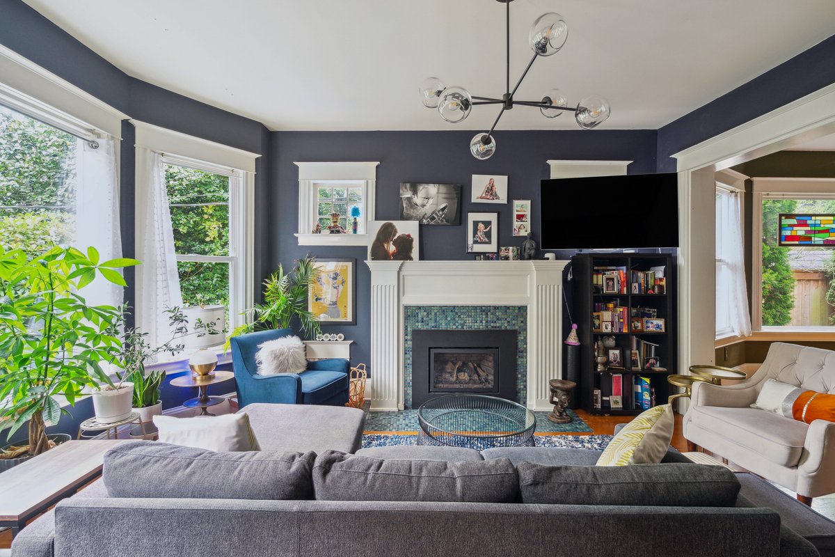 Central District Gem