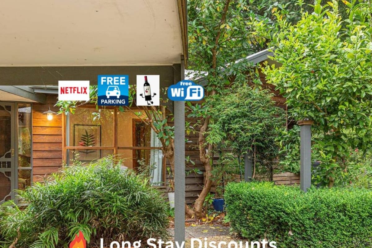 Tranquil 4 bed 2 bath Cottage with fire place gallery image 5