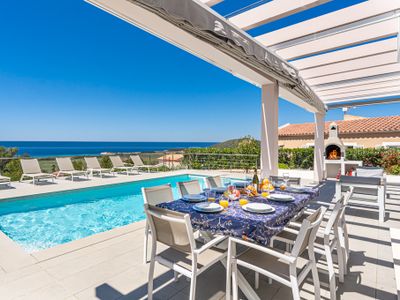 Villa with beautiful views of the beach of Son Bou