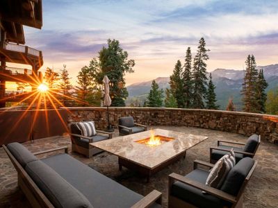 Telluride Modern Village Oasis | Ski Forever