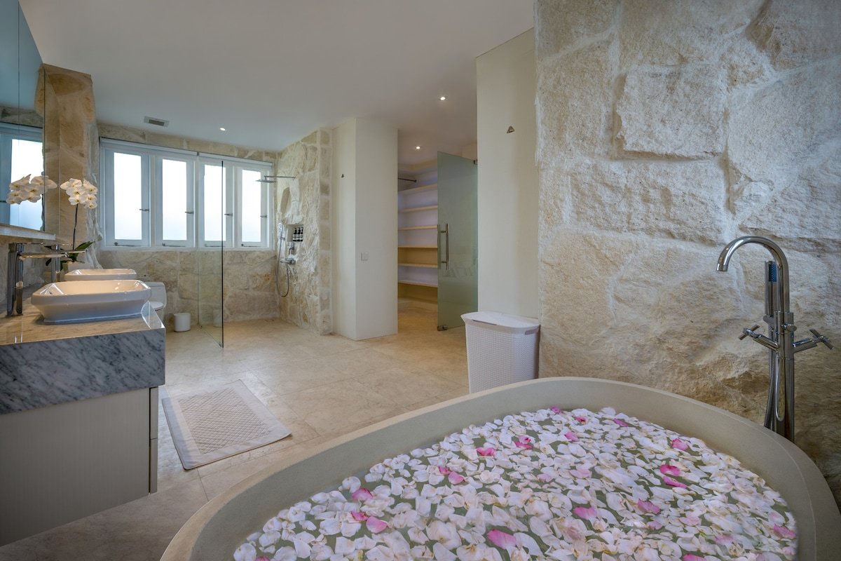 Villa Manis Cantik: Gym, Chef On Request, BBQ gallery image 4