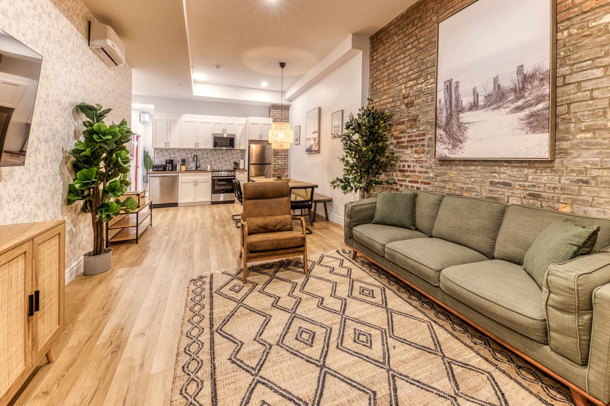 North House Bohemian Vieux Quebec Two Bedroom