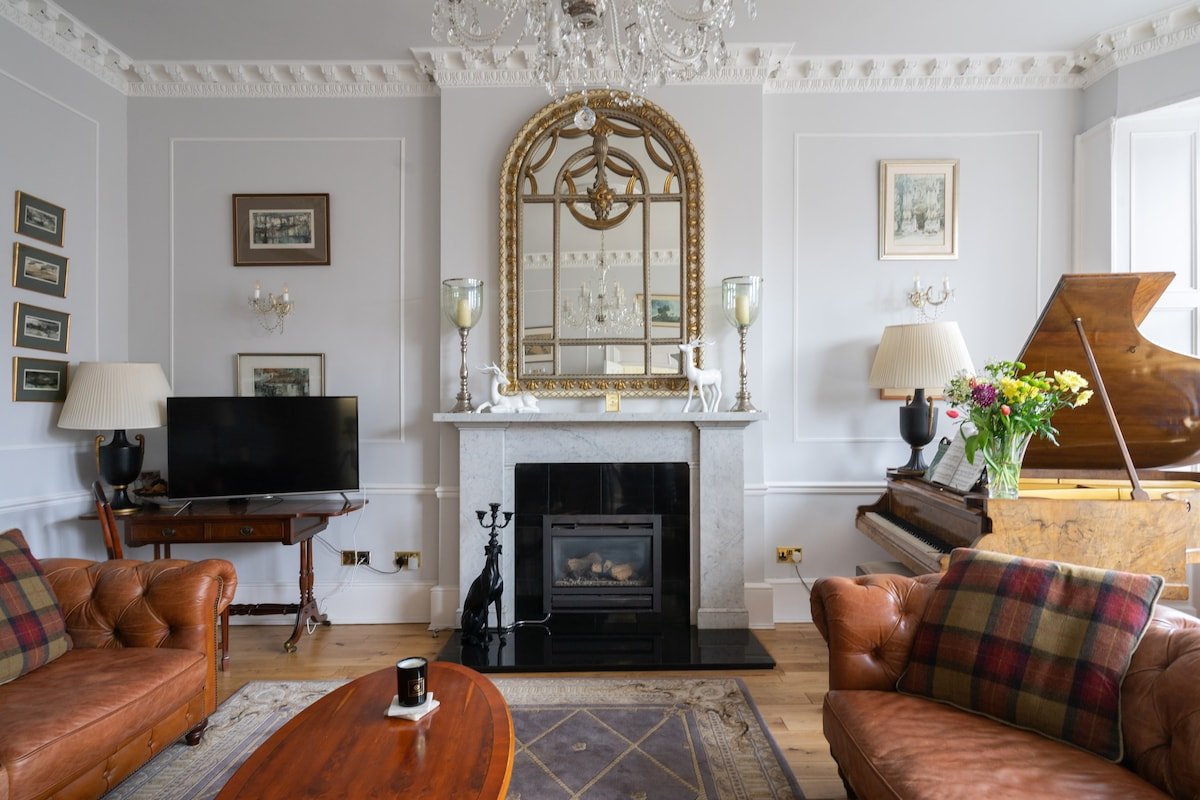 Fabulous Georgian family Townhouse gallery image 3