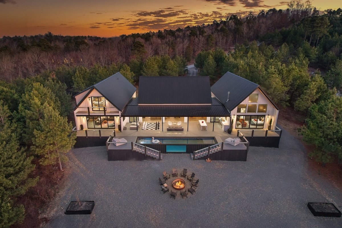 The Vineyard | Luxe Pool • Stocked Pond • Theater