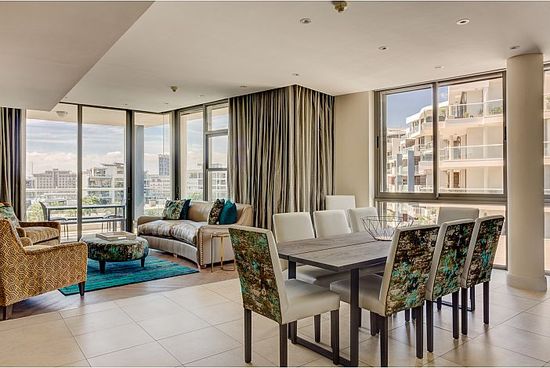 Photo 2 of Kylemore 401 accommodation in V&A Waterfront, Cape Town with 3 bedrooms and 3 bathrooms