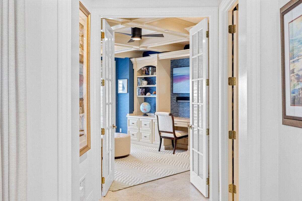 Dolphins Crossing gallery image 5