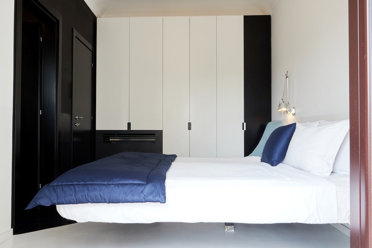 Lussuoso attico zona Duomo 3 suites e tre bagni gallery image 3