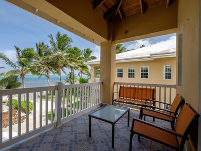 Spacious Condo Near Town with Pool & Oceanviews