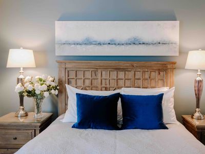 McMillan Holiday! Sleeps 9