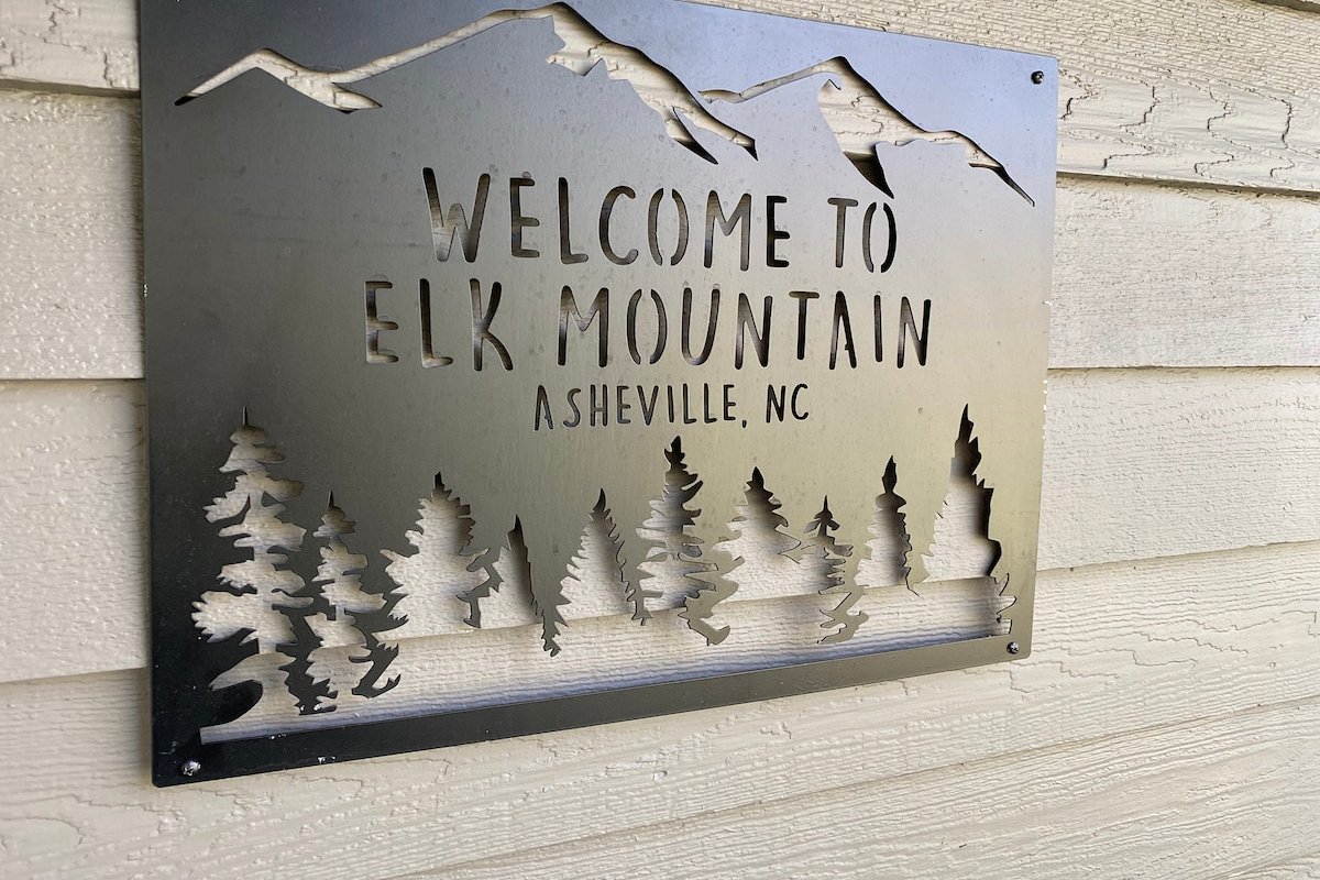 Asheville Best Mtn Retreat-5 mi. town! Spa. Dog ok gallery image 5