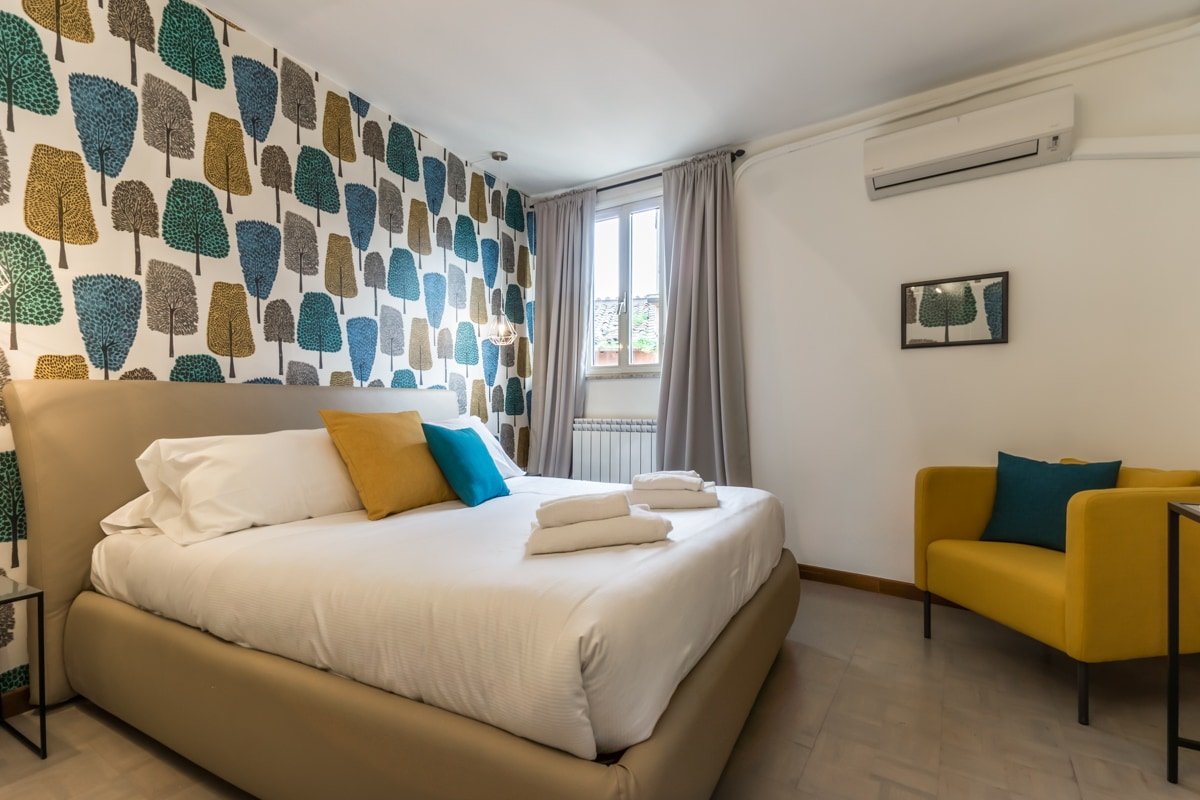 The Original Building – 8 rooms 4 bathrooms gallery image 3