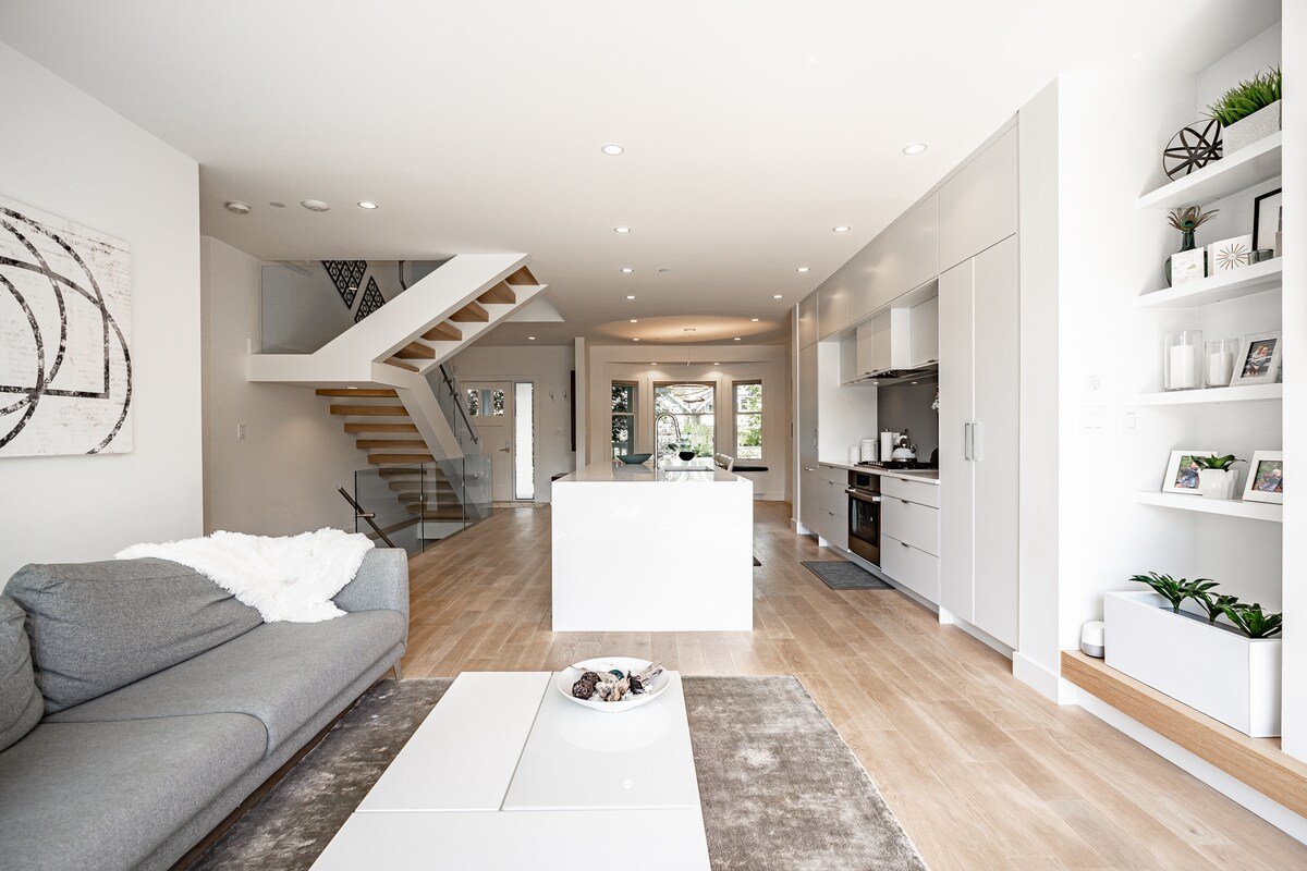 Beautiful New Family home located in heart of Kits gallery image 4
