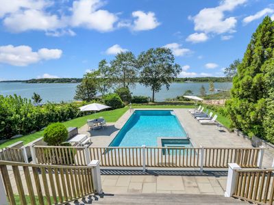 Hamptons • Waterfront Estate •