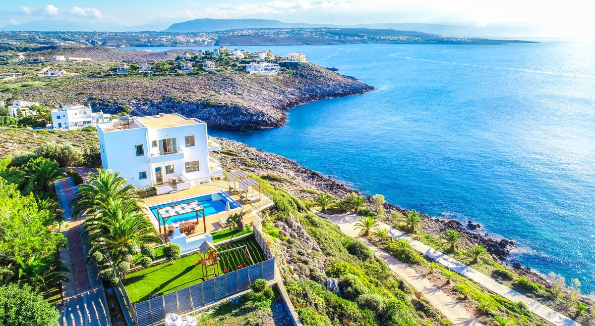 Seafront Villa w/ Pool, Sea Access & Sunset Views gallery image 5