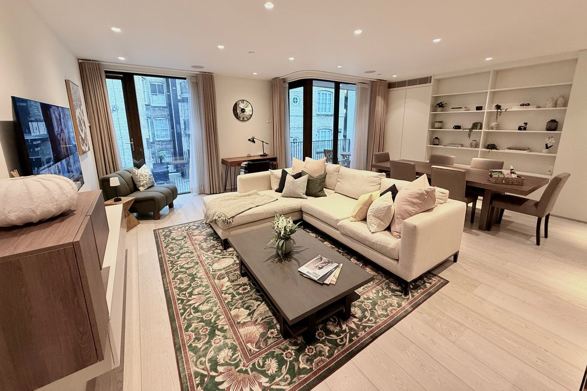 Luxe 3BR/4BA Home w/ Air Con Games 5min Selfridges