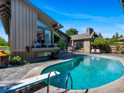 Victoria Vacation Villa w/Pool Hot Tub Oasis