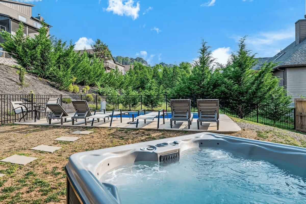 Daydream Retreat by 5 Seasons Homestays gallery image 4