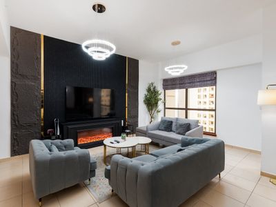 Cozy 3BR Space at JBR, Beach Nearby