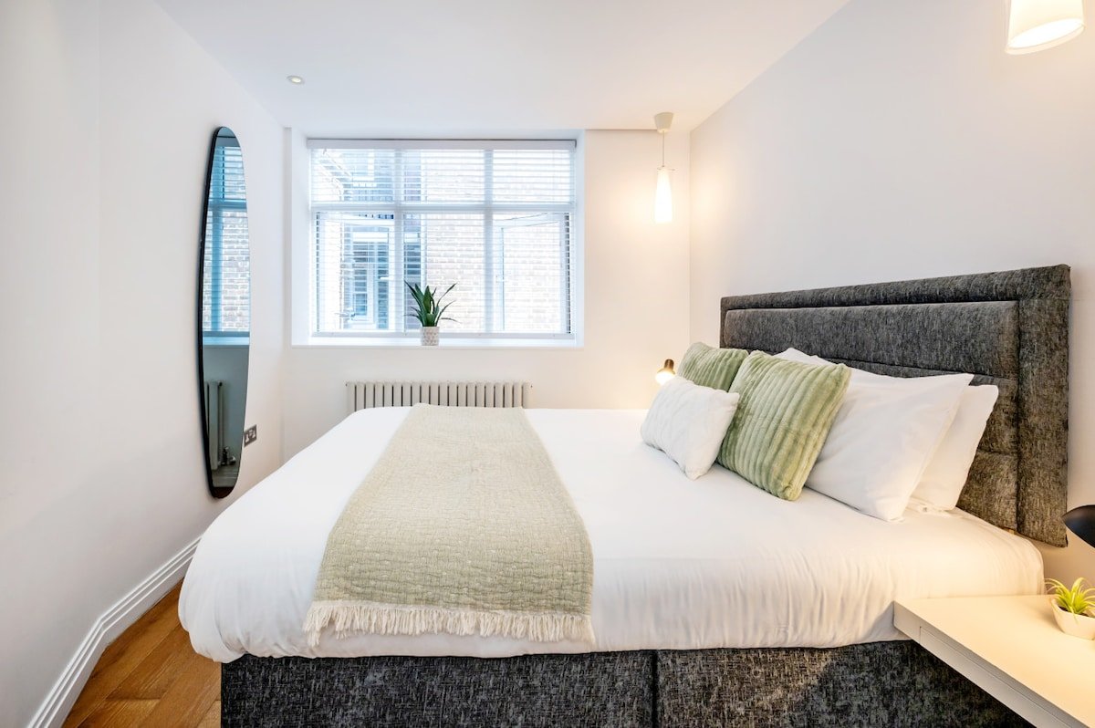 Splendid 2 Bedroom in Covent Garden gallery image 5