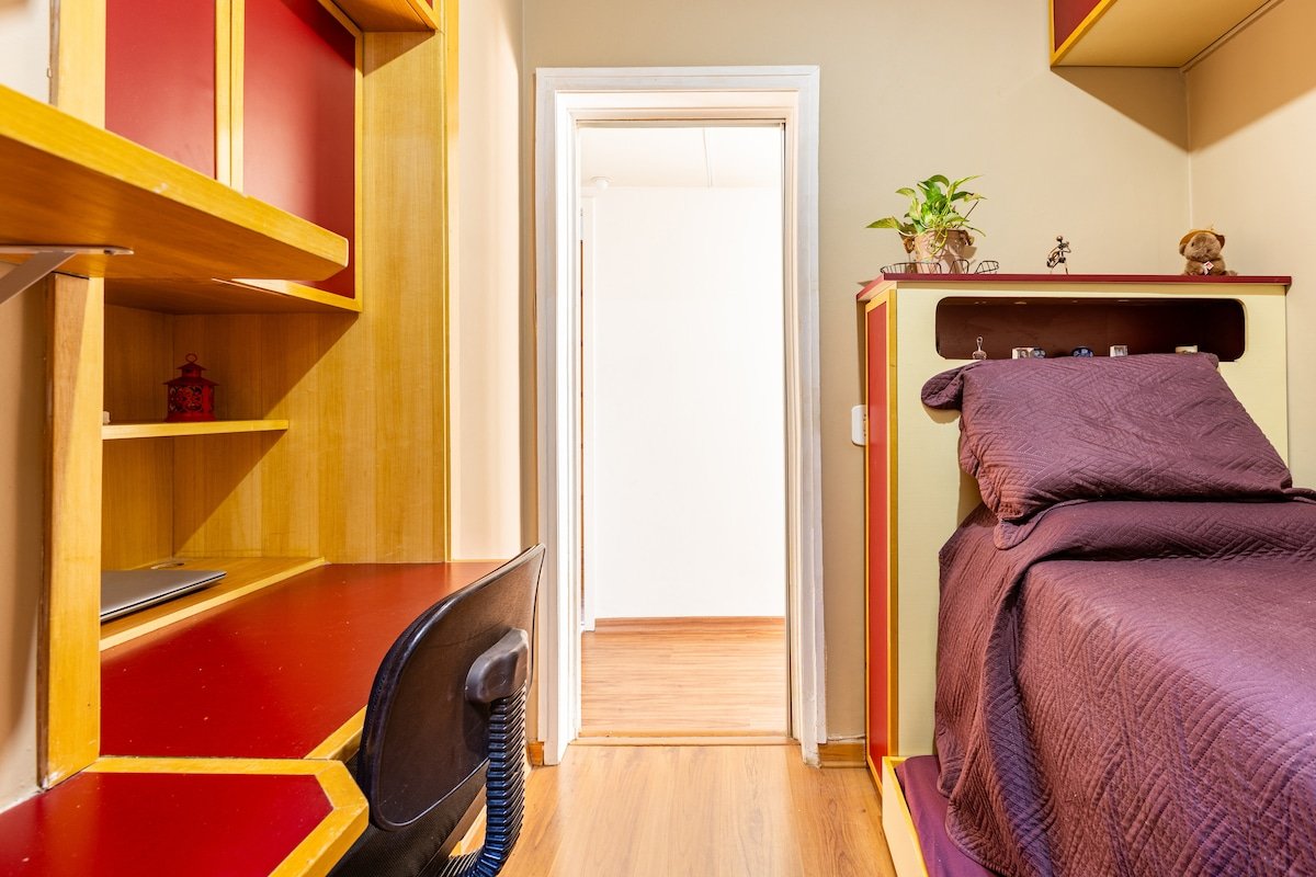 Quiet three bedrooms by lagoon gallery image 5