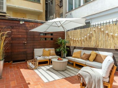 Sunny Stylish Terrace next to Paseo de Gracia