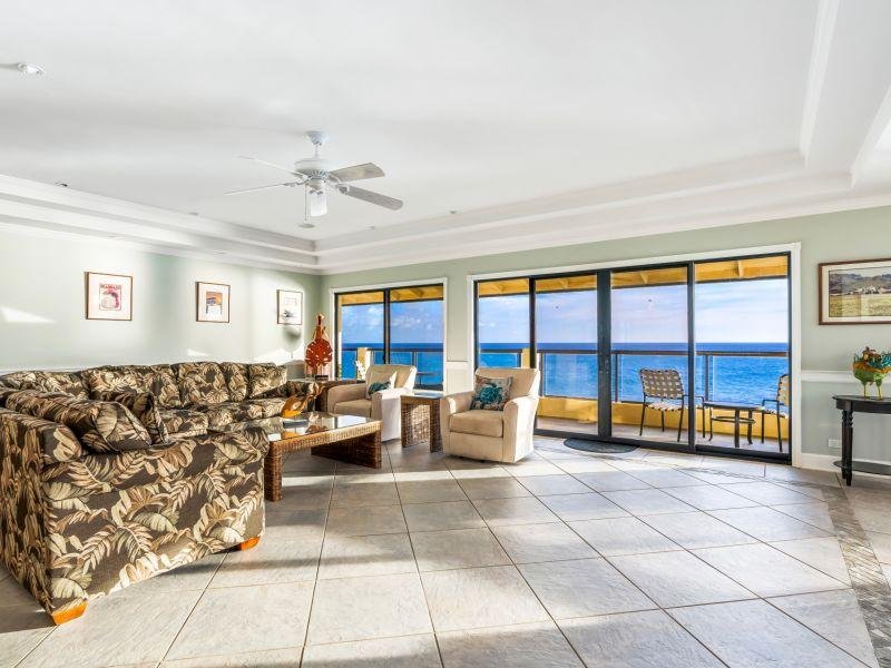 Oceanfront condo w/ pool & lanai gallery image 3