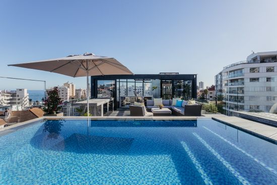 Penthouse Sapphire Photo 43