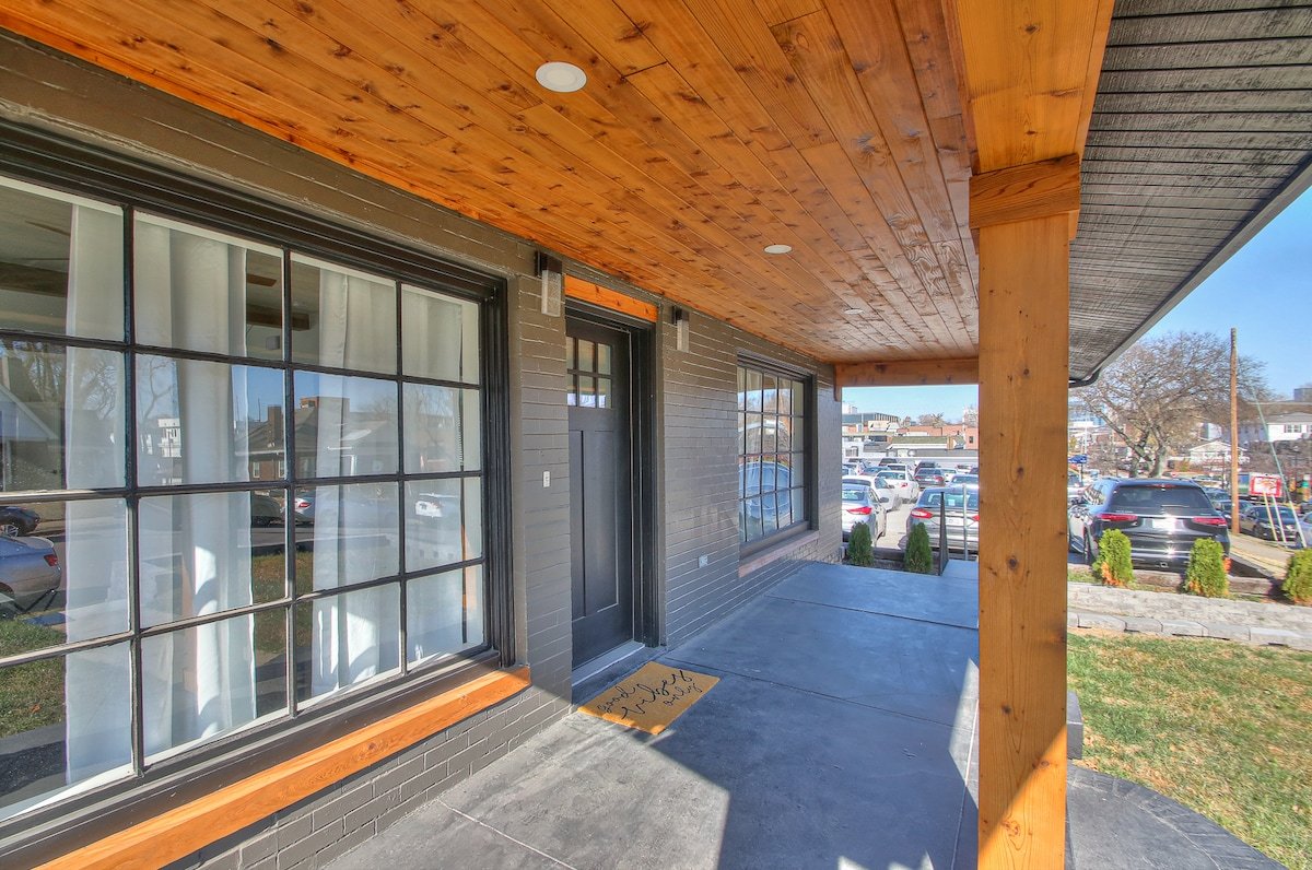 4 Bedroom – Music Row! gallery image 4