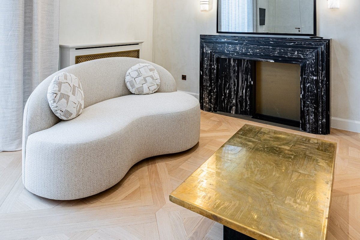 Hôtel Particulier#ChampsElysée#5Beds #Luxury#AC gallery image 5