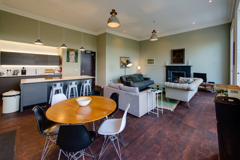 Stunning central New Town flat – 3 bedrooms gallery image 4