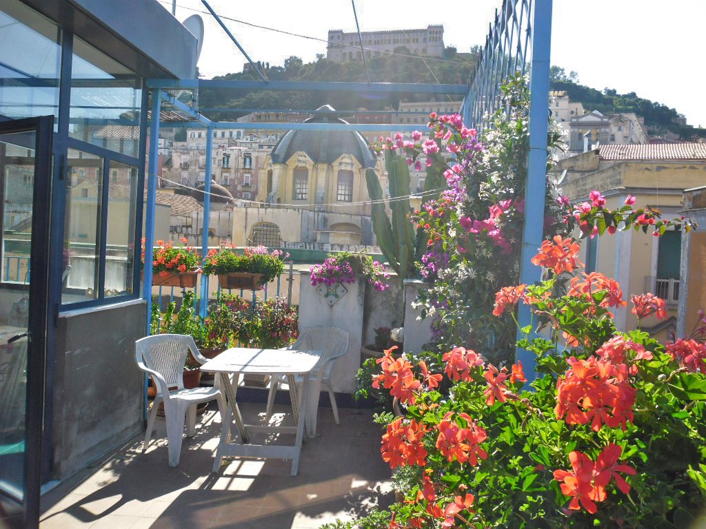 AllaTerrazza atticoWIFI gratis QuartieriSpagnoliNA