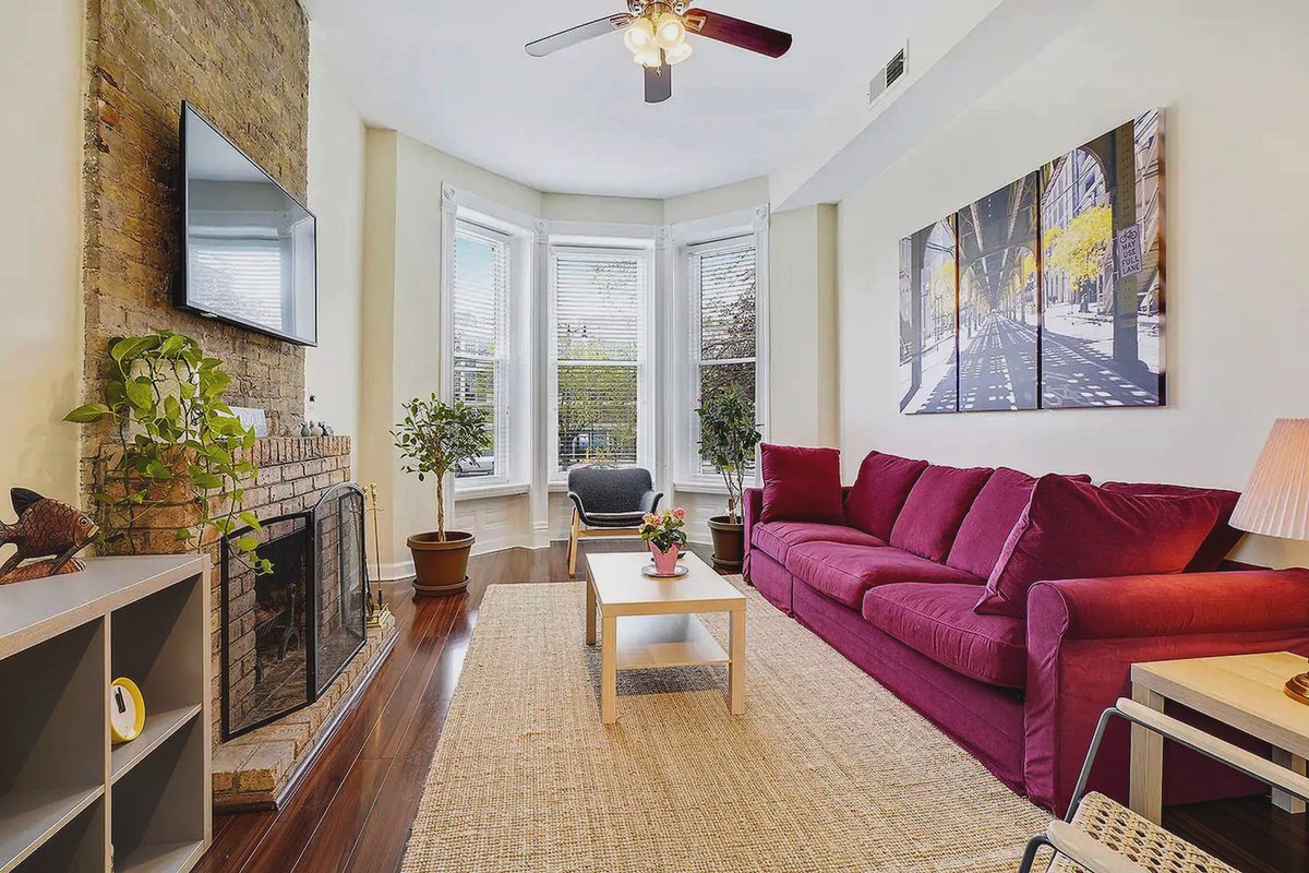 Pets OK | Walk Score 95 | Desk | 1,750ft² |W/D